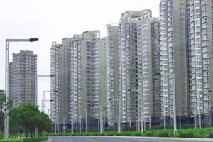 Цените на новите жилища в Китай скромно се покачват